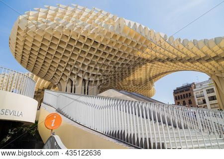 SEVILLE, SPAIN - AUGUST 12, 2021: Seville Metropol Parasol (Sevilla Mushrooms) (Las Setas De Sevilla), Plaza de la Encarnacion, Seville, Spain, Andalusia, Spain, Europe