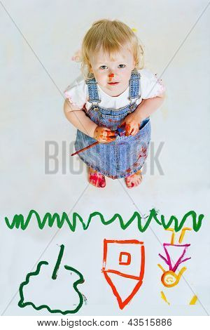 Ragazza pittura