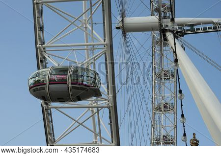 London - Aug 22,2021: The London Eye, Tourist Attraction In London City, Fair Spining Huge Wheel Con