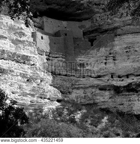 Black And White, Montezuma's Castle National Monument, Located Near Camp Verde, Arizona, Usa.