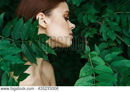 Smiling Woman Skin Care Bare Shoulders Green Leaves Nature Model