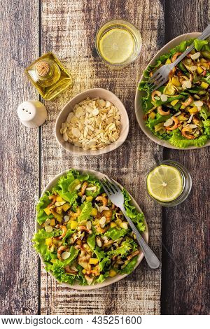 Lettuce With Fried Slices Of Zucchini, Mango And Shrimp