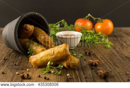 Deep Fried Spring Rolls, Por Pieer Tod Or Fried Spring Rolls (thai Spring Roll) Snacks And Snacks Th