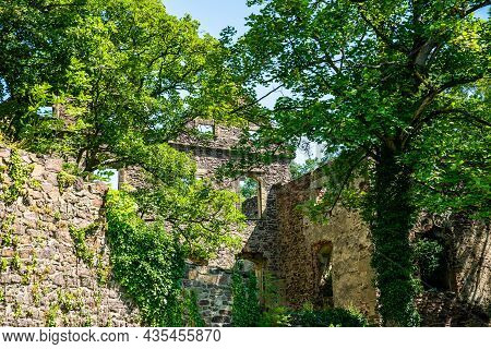 Swiny, Poland - August 08, 2021. Ruin Of Swiny Castle In Poland In Summer