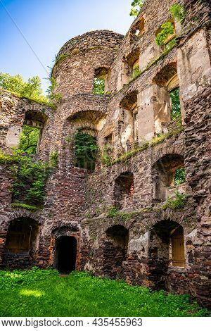 Swiny, Poland - August 08, 2021. Ruin Of Swiny Castle In Poland In Summer
