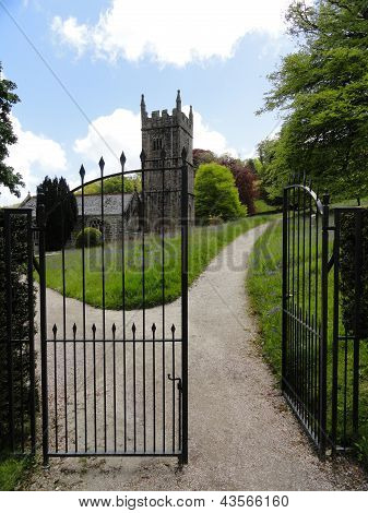 Lanhydrock kirke