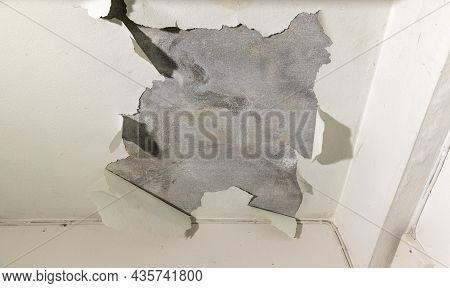 Water Leaking Concrete Image & Photo (Free Trial) | Bigstock