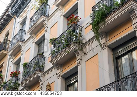 House, Colorful building facade in the old town of Pamplona, ??Navarra, Spain. Streets where San FermÃ­n is celebrated
