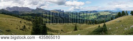 Panoramic View: Stunning View Into The Wide And Open Landscape Of Alp De Siusi - Mont Seuc. Gardena 