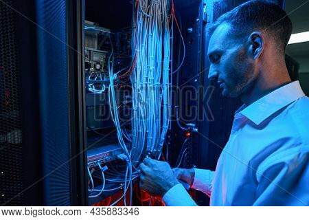 Male It Engineer Crimping Twisted Pair Connector With Pliers
