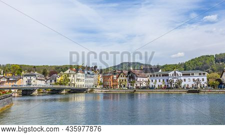 Gmunden. Austria - April 22, 2015: View Of Skyline In  Gmunden, Austria. Gmunden Was An Important Ce