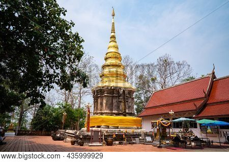 Chiang Rai Province, Thailand - 27 Mar 2021, Wat Phra That Chom Kitti Is Its Crooked Chedi, Contains