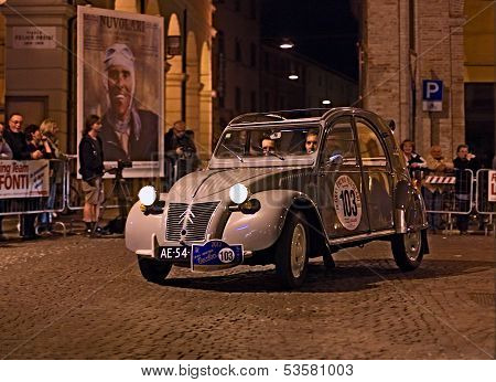 Vintage Citroen, 2Cv