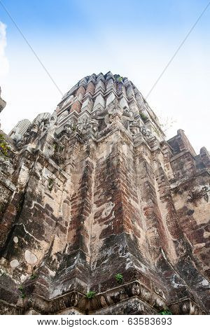 View Of Wat Ratburana In Ayutthaya, Thailand
