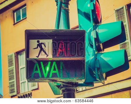 Retro Look Green Traffic Light