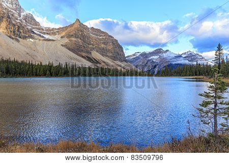 Sunrise at the Bow Lake
