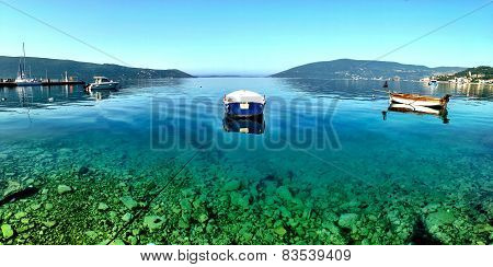Transparent sea