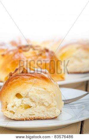 Sweet Bread Donut Cake