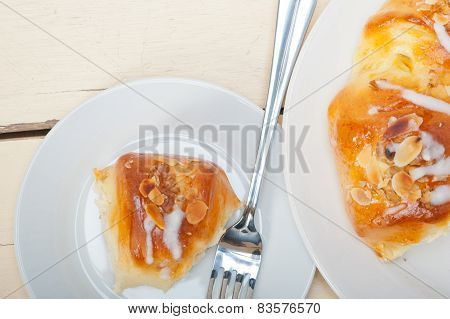 Sweet Bread Donut Cake