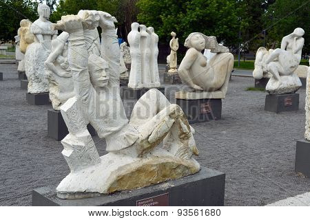 Moscow, Russia - May, 12,2015: Muzeon Park In The Center Of The City,  Place Of Walks And Sculptures