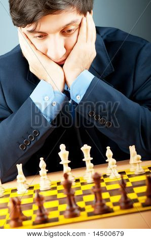 FIDE แกรนด์มาสเตอร์ Vugar Gashimov (อันดับโลก - 12) จากอาเซอร์ไบจาน