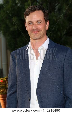 LOS ANGELES - AUG 31:  Tom Everett Scott at the 
