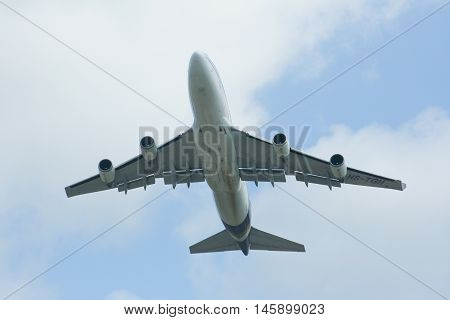 Hs-tgh Boeing 747-400 Of Thaiairway  Take Off