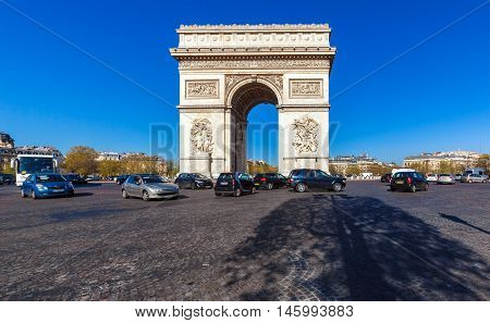 Arc de Triomphe (1808) in Paris France
