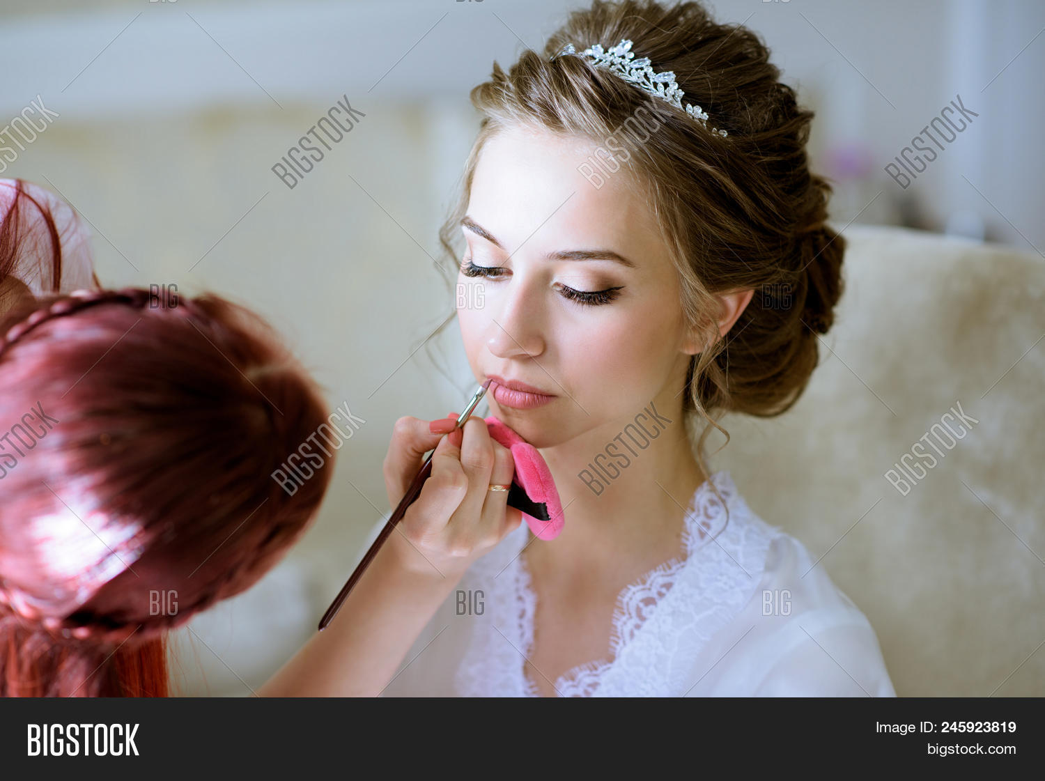 Wedding Makeup Artist Image & Photo (Free Trial) Bigstock