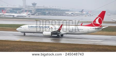 Airplane Landing To Airport