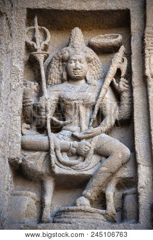 Carved Idol On The Inner Wall Of The Kanchi Kailasanathar Temple,  Kanchipuram, Tamil Nadu, India