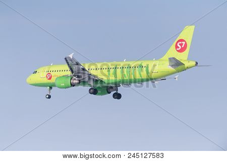Airbus A320-214 Vq-bet S7 Airlines