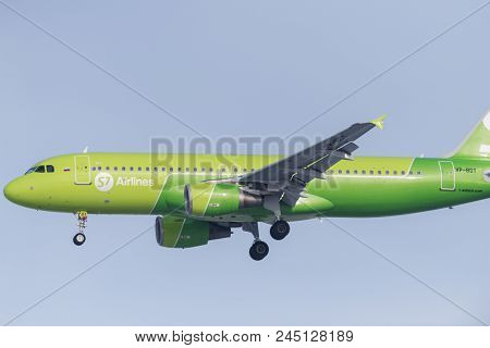 Airbus A320-214 Vp-bdt S7 Airlnes