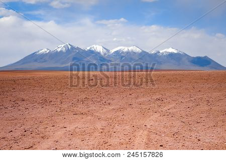 Siloli Desert In Sud Lipez Reserva Eduardo Avaroa, Bolivia