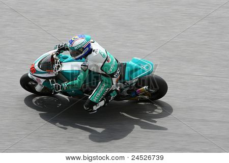 SEPANG, MALAYSIA - 21. oktober: Moto2 rytter Hafizh Syahrin tester sin cykel under den frie træning se
