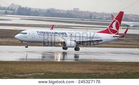 Airplane Landing To Airport