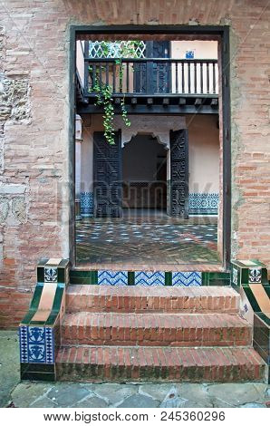 Pueblo Espanol Historic Architecture Details