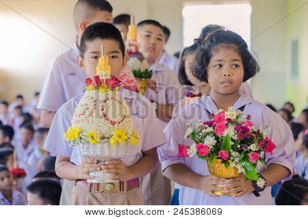 Kanchanaburi Thailand - June 14 : Unidentified Students Decorate Pedestal Tray And Flower For Give T