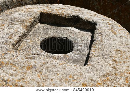 Seten Stone, Large Carved Stone Mill To Grind Flour And Bulgur,
Carved Stone Mill,