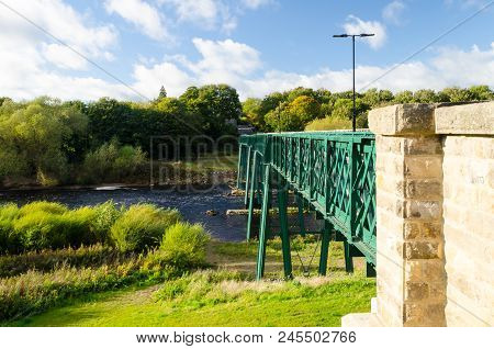 Ovingham Bridge (1883) - A Steel Single-track Vehicle Bridge Linking Prudhoe To Ovingham Across The 
