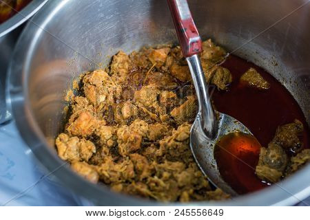 Hangle Curry Or Northern Style Hang Lay Curry