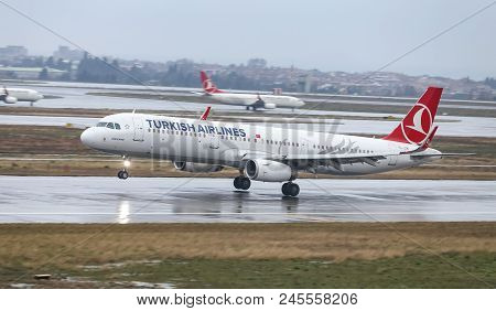 Airplane Landing To Airport