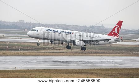 Airplane Landing To Airport