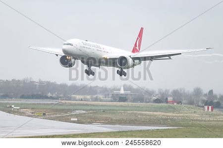 Airplane Landing To Airport