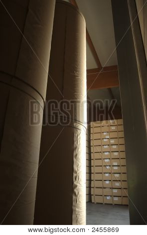 mucchio di folio grande montato legno