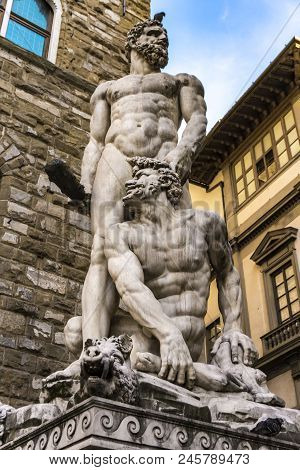 Statue Hercules And Cacus Made By Bandinelli At 1534 At Piazza Del Signoria In Florence
