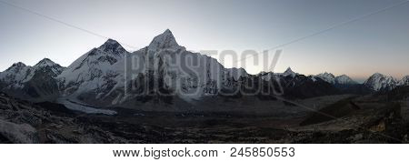 The Everest Range At Dawn From Kala Patthar, Gorak Shep, Everest Base Camp Trek, Nepal