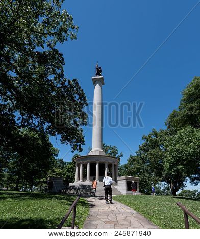 Chattanooga, Tennessee, Usa - June 6, 2018: Visitors Viewing The New York Peace Memorial Errected By