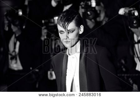  Kristen Stewart attends the screening of 'Knife + Heart (Un Couteau Dans Le Coeurr)' during the 71st annual Cannes Film Festival at Palais des Festivals on May 17, 2018 in Cannes, France.