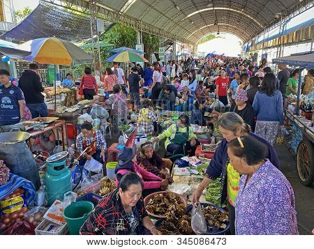 Phon Phisai, Thailand - November 30, 2019: Every Saturday Is Thai And Laos Local Market In Phon Phis